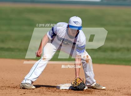 Thumbnail 1 in Bishop Union vs. Lindsay (CIF CS D6 Final) photogallery.