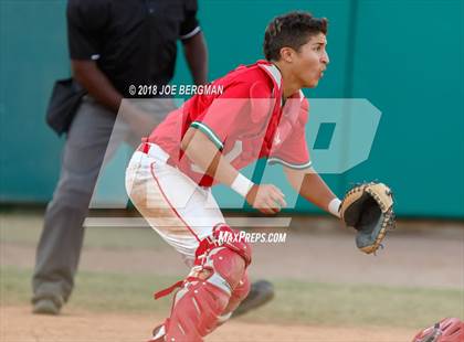 Thumbnail 3 in Bishop Union vs. Lindsay (CIF CS D6 Final) photogallery.