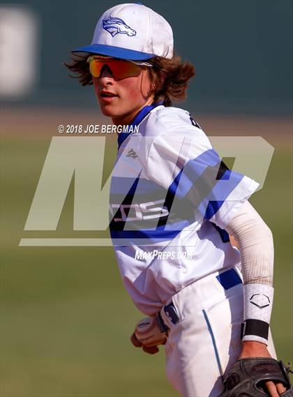 Thumbnail 3 in Bishop Union vs. Lindsay (CIF CS D6 Final) photogallery.