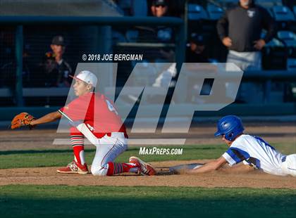 Thumbnail 1 in Bishop Union vs. Lindsay (CIF CS D6 Final) photogallery.