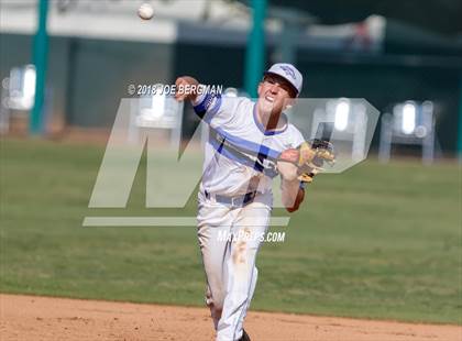 Thumbnail 2 in Bishop Union vs. Lindsay (CIF CS D6 Final) photogallery.
