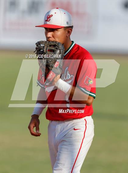 Thumbnail 1 in Bishop Union vs. Lindsay (CIF CS D6 Final) photogallery.