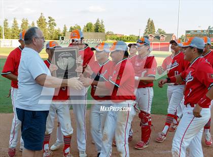 Thumbnail 1 in Bishop Union vs. Lindsay (CIF CS D6 Final) photogallery.