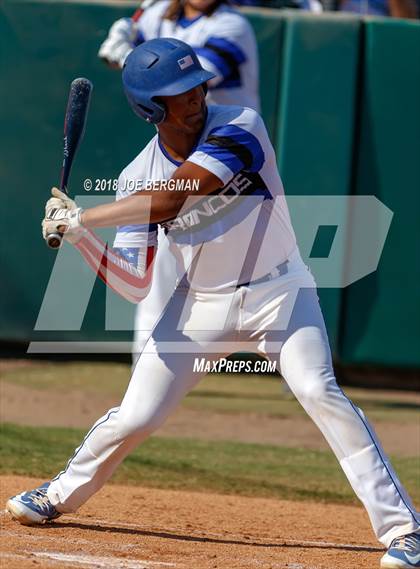 Thumbnail 3 in Bishop Union vs. Lindsay (CIF CS D6 Final) photogallery.