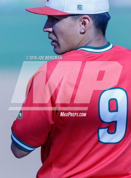 Thumbnail 2 in Bishop Union vs. Lindsay (CIF CS D6 Final) photogallery.