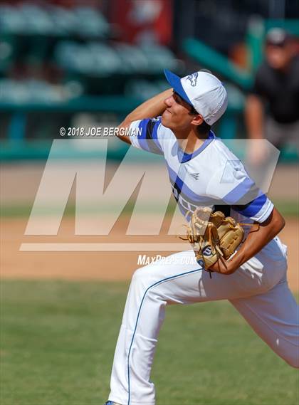 Thumbnail 2 in Bishop Union vs. Lindsay (CIF CS D6 Final) photogallery.