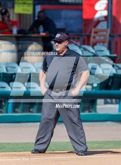 Thumbnail 1 in Bishop Union vs. Lindsay (CIF CS D6 Final) photogallery.