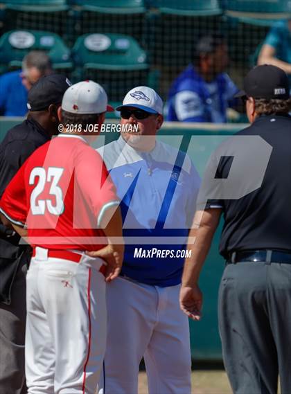 Thumbnail 2 in Bishop Union vs. Lindsay (CIF CS D6 Final) photogallery.