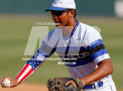 Thumbnail 1 in Bishop Union vs. Lindsay (CIF CS D6 Final) photogallery.