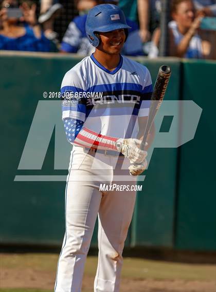 Thumbnail 2 in Bishop Union vs. Lindsay (CIF CS D6 Final) photogallery.