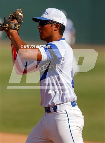 Thumbnail 3 in Bishop Union vs. Lindsay (CIF CS D6 Final) photogallery.