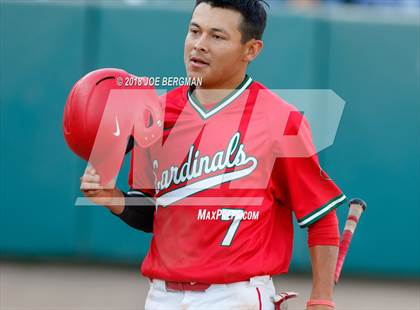 Thumbnail 2 in Bishop Union vs. Lindsay (CIF CS D6 Final) photogallery.