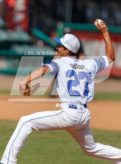 Thumbnail 3 in Bishop Union vs. Lindsay (CIF CS D6 Final) photogallery.