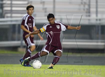 Thumbnail 2 in Marvin Ridge vs Jay M Robinson photogallery.