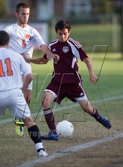 Thumbnail 3 in Marvin Ridge vs Jay M Robinson photogallery.
