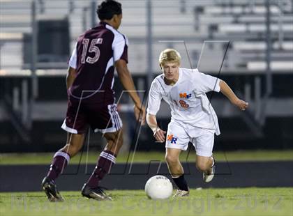 Thumbnail 3 in Marvin Ridge vs Jay M Robinson photogallery.