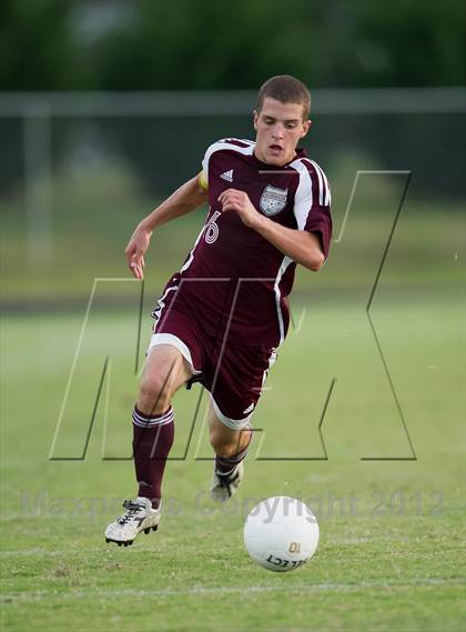 Thumbnail 2 in Marvin Ridge vs Jay M Robinson photogallery.