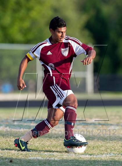 Thumbnail 1 in Marvin Ridge vs Jay M Robinson photogallery.