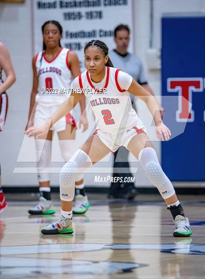 Thumbnail 3 in Seventy-First vs Terry Sanford (NCHSAA 3A - Second Round) photogallery.