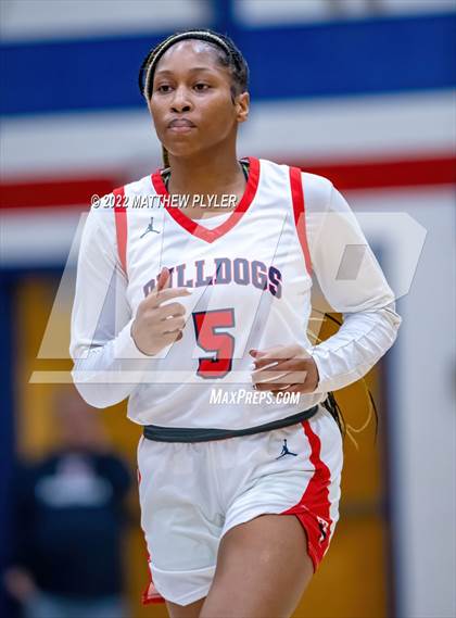 Thumbnail 1 in Seventy-First vs Terry Sanford (NCHSAA 3A - Second Round) photogallery.