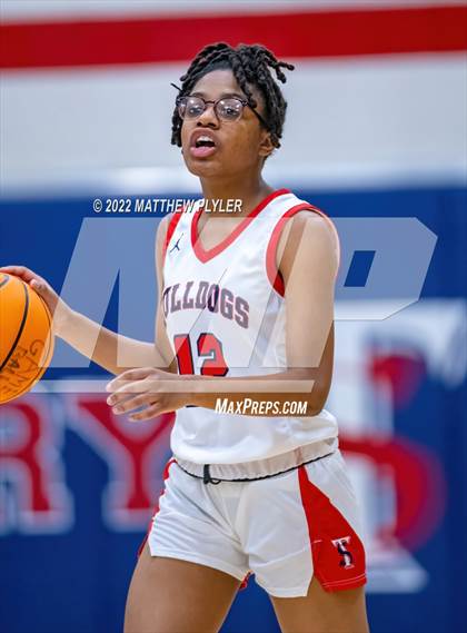 Thumbnail 3 in Seventy-First vs Terry Sanford (NCHSAA 3A - Second Round) photogallery.