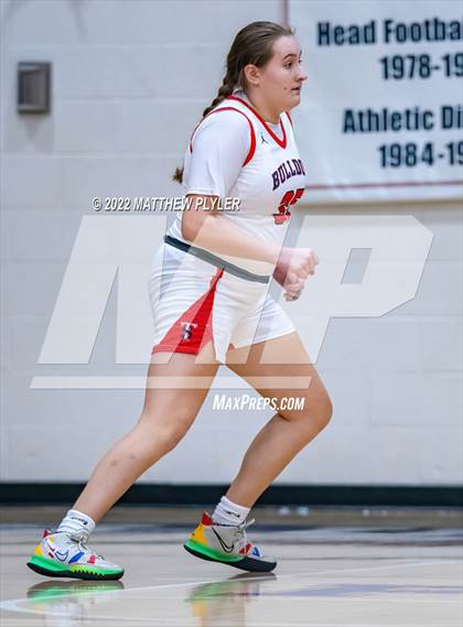 Thumbnail 1 in Seventy-First vs Terry Sanford (NCHSAA 3A - Second Round) photogallery.