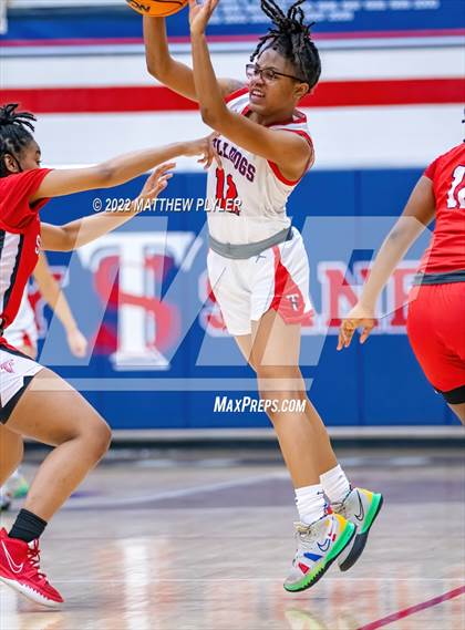 Thumbnail 2 in Seventy-First vs Terry Sanford (NCHSAA 3A - Second Round) photogallery.