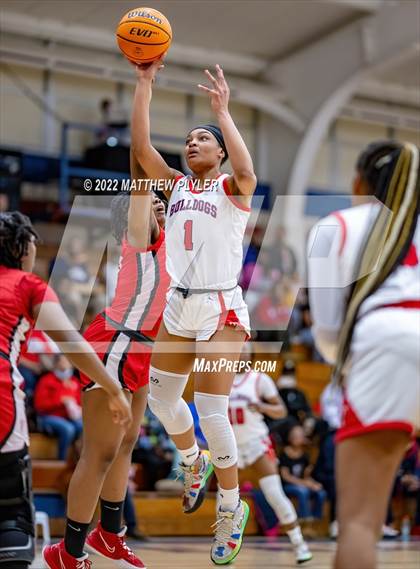Thumbnail 2 in Seventy-First vs Terry Sanford (NCHSAA 3A - Second Round) photogallery.