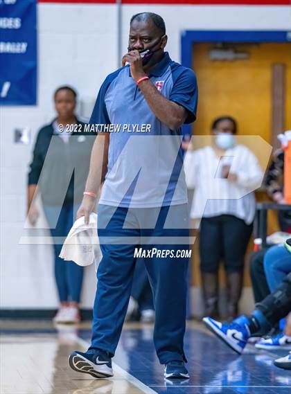 Thumbnail 3 in Seventy-First vs Terry Sanford (NCHSAA 3A - Second Round) photogallery.