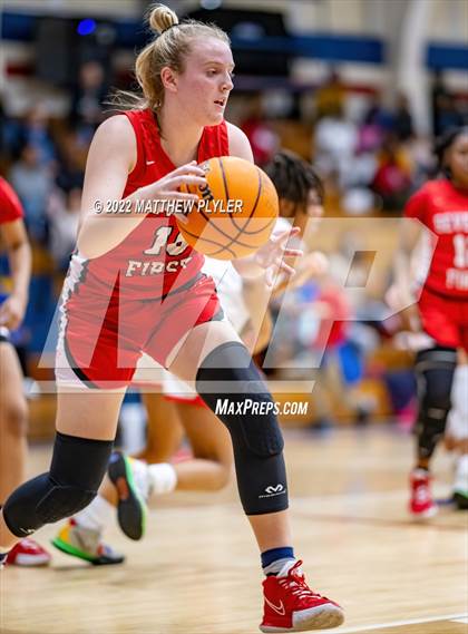 Thumbnail 3 in Seventy-First vs Terry Sanford (NCHSAA 3A - Second Round) photogallery.