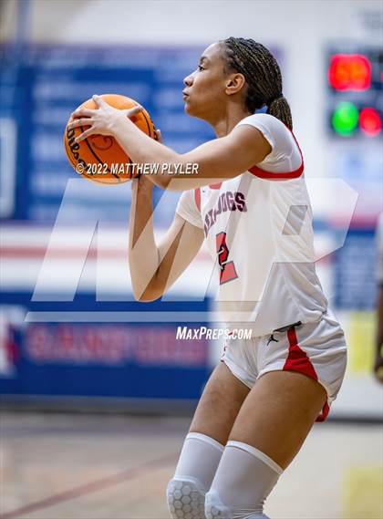 Thumbnail 1 in Seventy-First vs Terry Sanford (NCHSAA 3A - Second Round) photogallery.