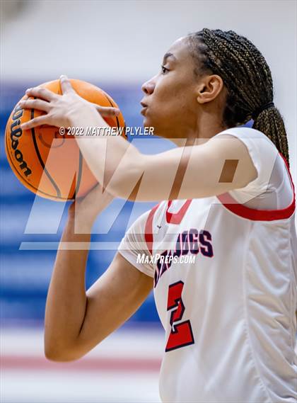 Thumbnail 2 in Seventy-First vs Terry Sanford (NCHSAA 3A - Second Round) photogallery.
