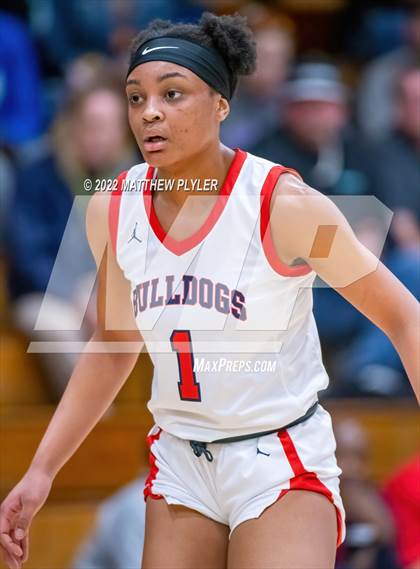 Thumbnail 1 in Seventy-First vs Terry Sanford (NCHSAA 3A - Second Round) photogallery.