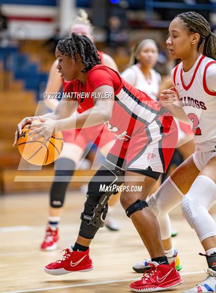 Thumbnail 3 in Seventy-First vs Terry Sanford (NCHSAA 3A - Second Round) photogallery.