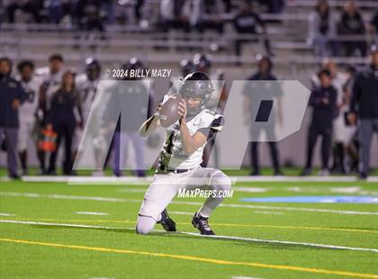 Thumbnail 2 in Conroe vs. Aldine Davis (UIL 6A Bi-District Playoff Football) photogallery.