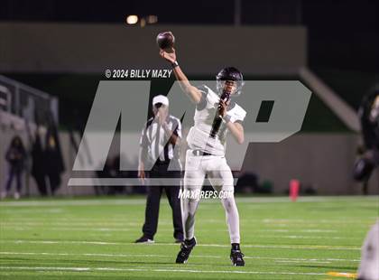 Thumbnail 2 in Conroe vs. Aldine Davis (UIL 6A Bi-District Playoff Football) photogallery.