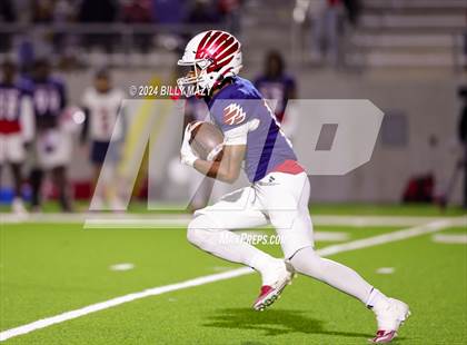 Thumbnail 2 in Conroe vs. Aldine Davis (UIL 6A Bi-District Playoff Football) photogallery.
