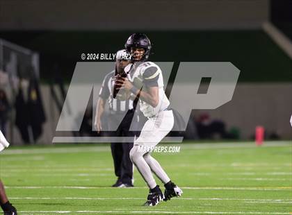 Thumbnail 1 in Conroe vs. Aldine Davis (UIL 6A Bi-District Playoff Football) photogallery.