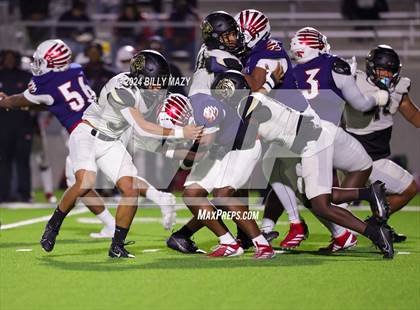 Thumbnail 2 in Conroe vs. Aldine Davis (UIL 6A Bi-District Playoff Football) photogallery.