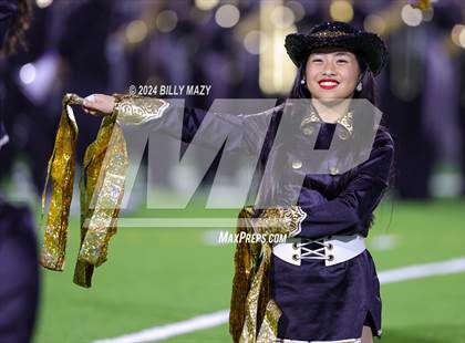 Thumbnail 3 in Conroe vs. Aldine Davis (UIL 6A Bi-District Playoff Football) photogallery.