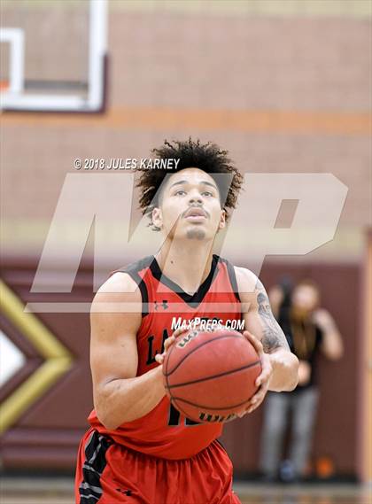 Thumbnail 2 in Las Vegas vs Faith Lutheran photogallery.