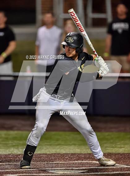 Thumbnail 3 in Lindale vs. Pleasant Grove (UIL 4A Regional Quarterfinal) photogallery.