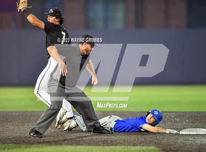 Thumbnail 2 in Lindale vs. Pleasant Grove (UIL 4A Regional Quarterfinal) photogallery.