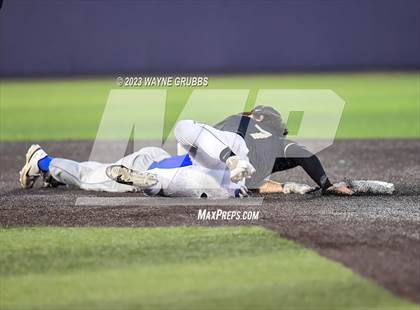 Thumbnail 3 in Lindale vs. Pleasant Grove (UIL 4A Regional Quarterfinal) photogallery.