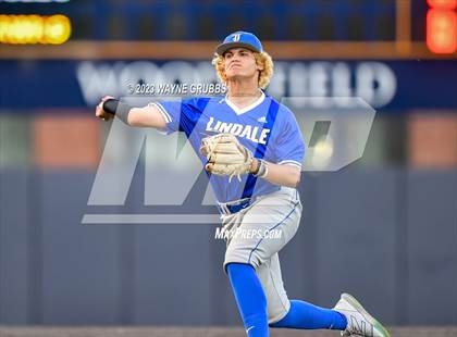 Thumbnail 3 in Lindale vs. Pleasant Grove (UIL 4A Regional Quarterfinal) photogallery.