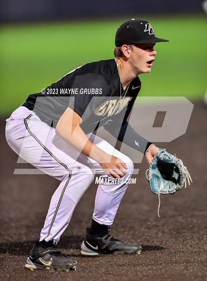 Thumbnail 3 in Lindale vs. Pleasant Grove (UIL 4A Regional Quarterfinal) photogallery.