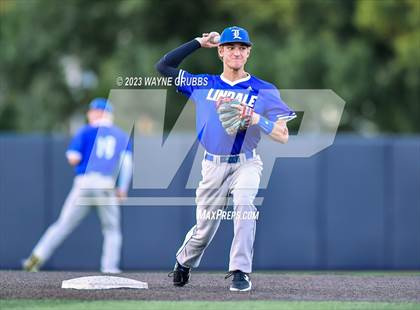Thumbnail 1 in Lindale vs. Pleasant Grove (UIL 4A Regional Quarterfinal) photogallery.