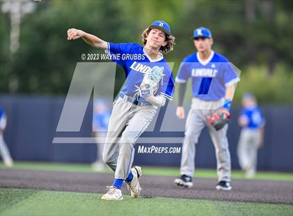 Thumbnail 1 in Lindale vs. Pleasant Grove (UIL 4A Regional Quarterfinal) photogallery.