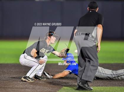Thumbnail 3 in Lindale vs. Pleasant Grove (UIL 4A Regional Quarterfinal) photogallery.