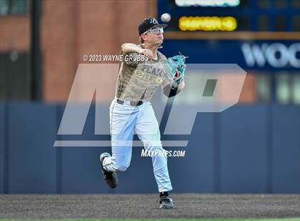 Thumbnail 2 in Lindale vs. Pleasant Grove (UIL 4A Regional Quarterfinal) photogallery.